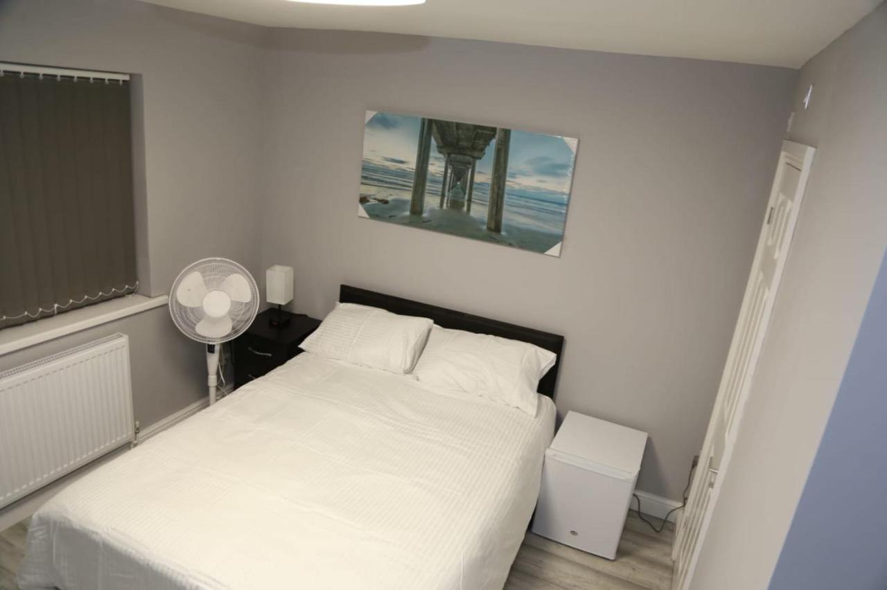 A A Guest Rooms Woolwich London Kültér fotó