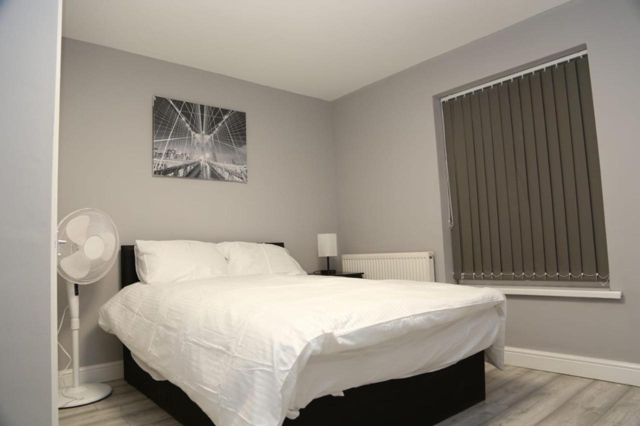 A A Guest Rooms Woolwich London Kültér fotó